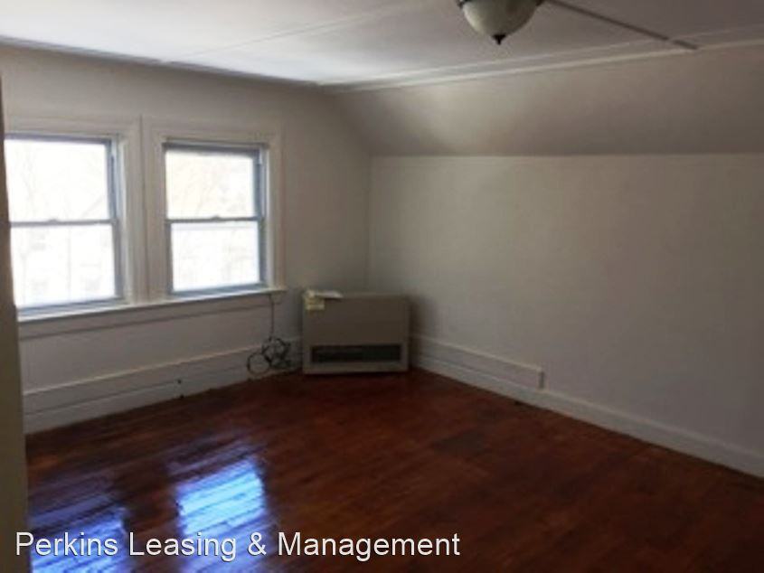 276 Main Street - Photo 3 of 7