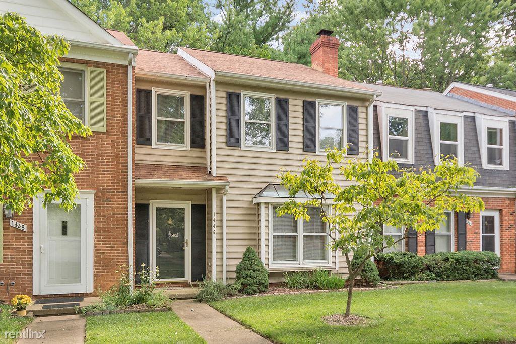 1446 Minor Ridge Ct, Charlottesville, VA 22901 2 Bedroom House for Rent