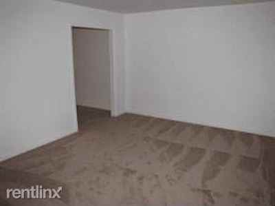 Creekside at Macon Apartments - Photo 2 of 11