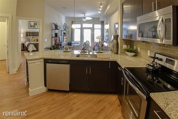 Braker/Mopac - Photo 2 of 8