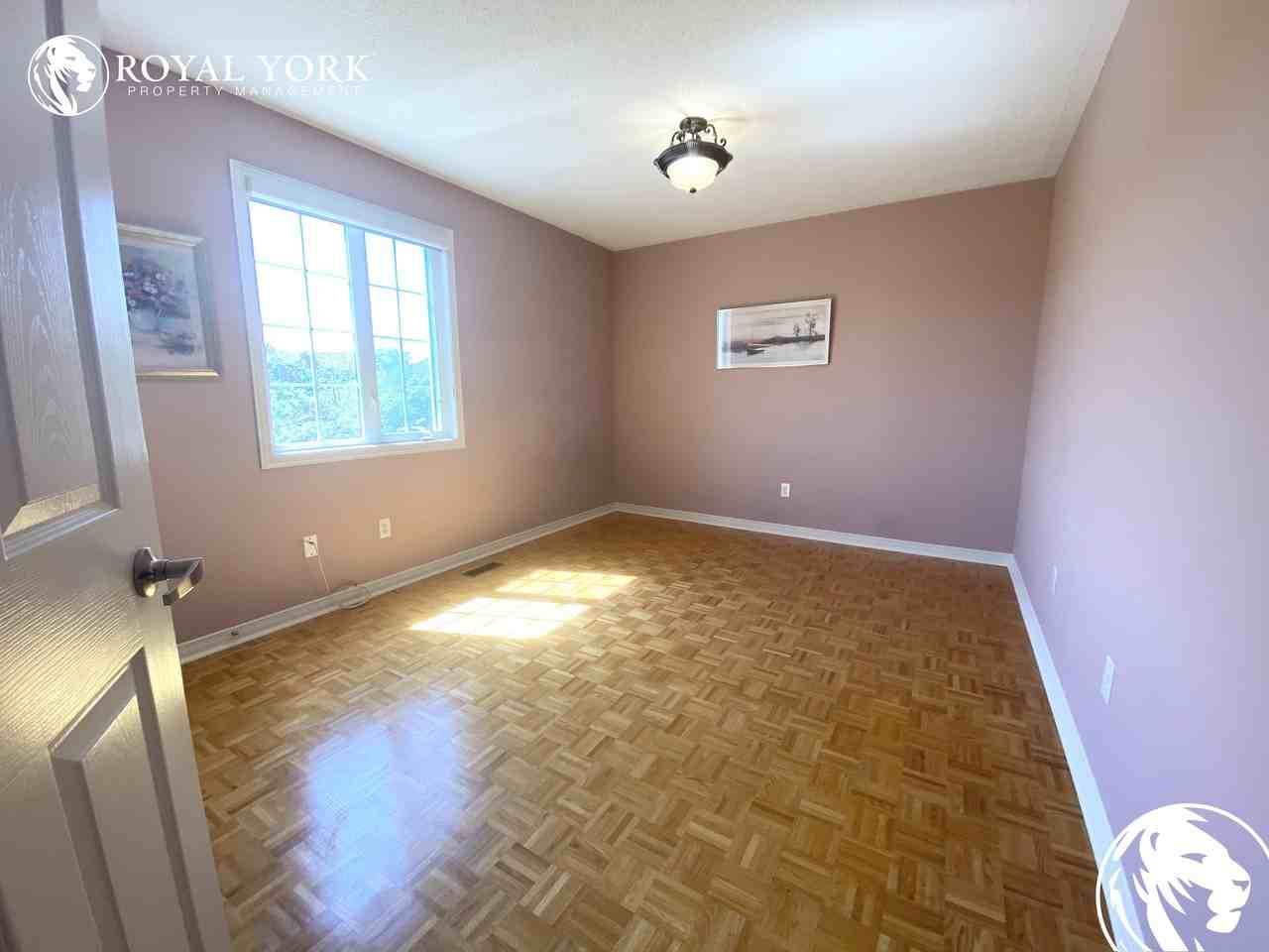 669 Patriot Dr - Photo 3 of 46