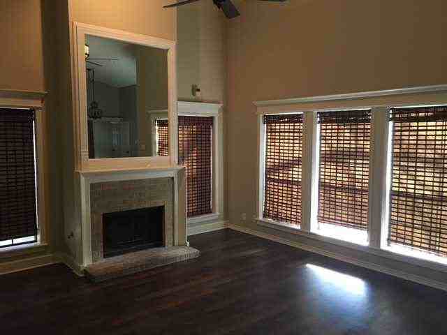 5817 Hollytree Dr - Photo 3 of 4