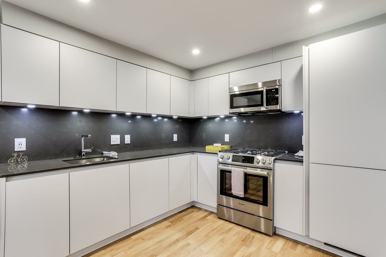 Whispering Oaks - Photo 2 of 30