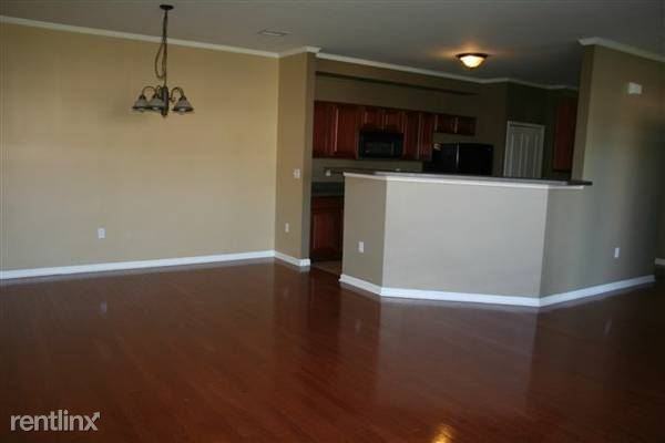 4284 Hampton Ridge - Photo 2 of 5