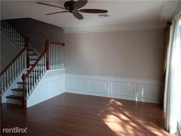 5411 Grand Park Pl #0 - Photo 2 of 6