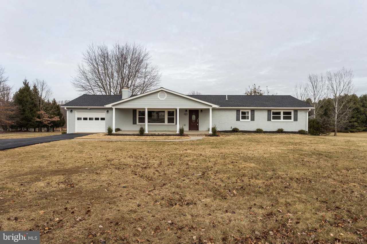 40348 Charles Town Pike - Photo 2 of 43