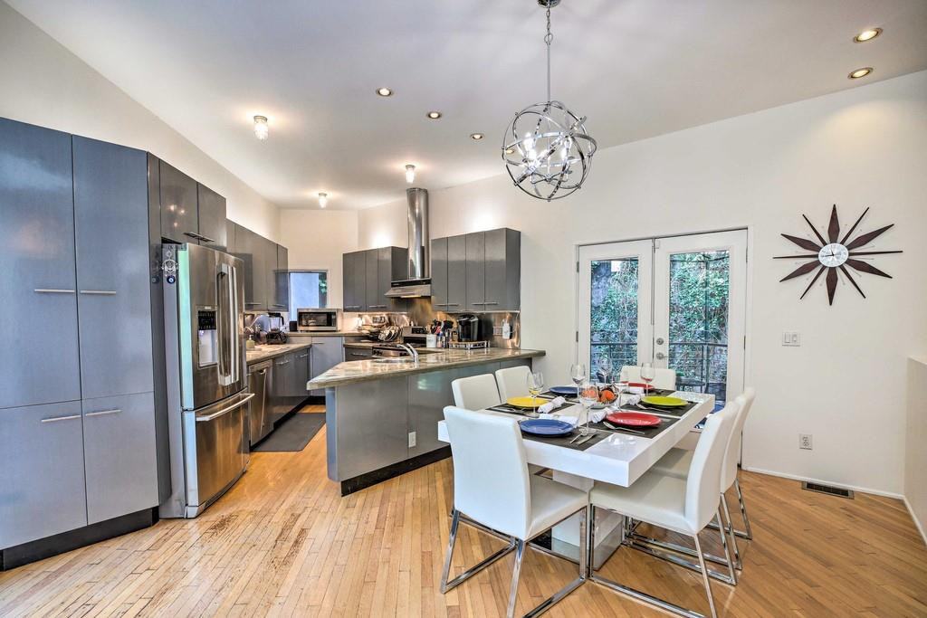 705 Upton Rd Nw - Photo 3 of 33