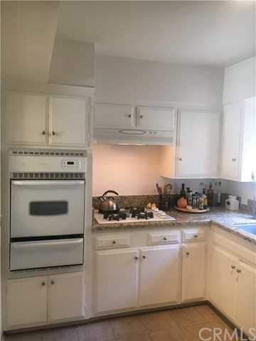 310 Dahlia Pl - Photo 3 of 17