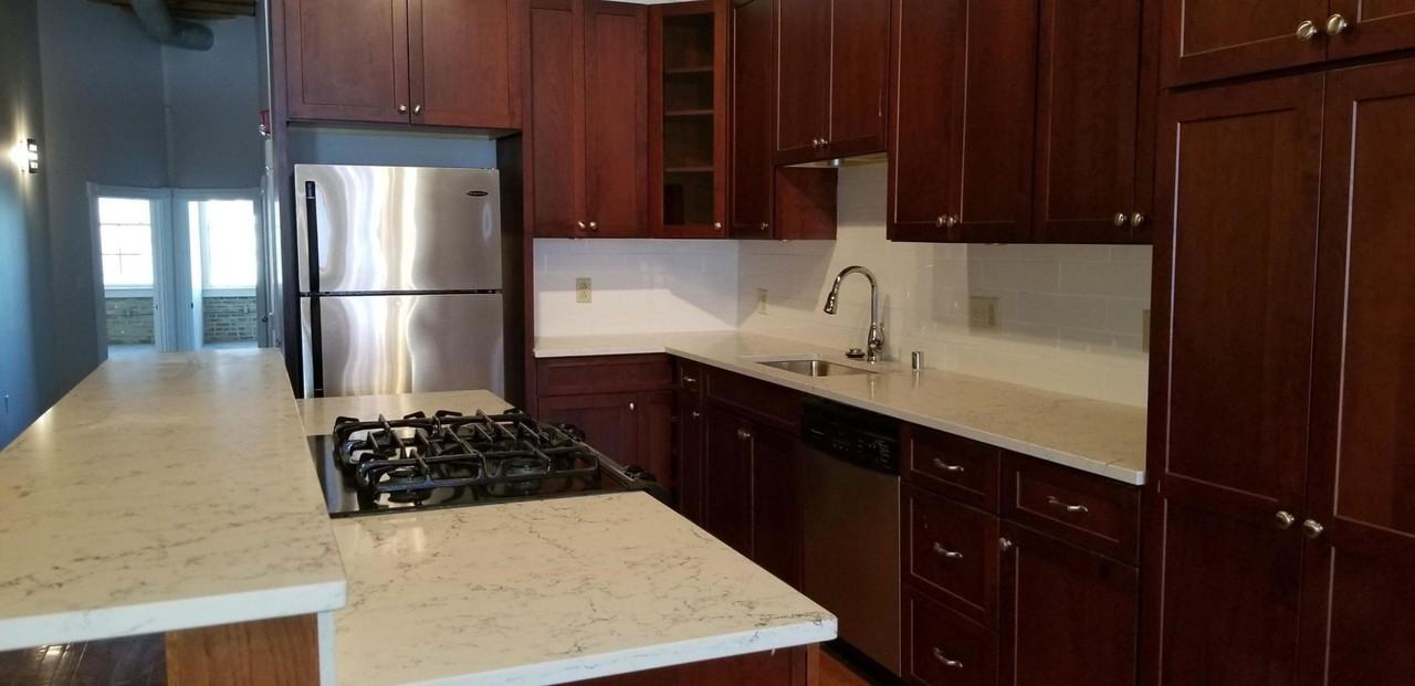 321 N Broadway #2 - Photo 2 of 9