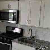 727 Quincy St - Photo 3 of 16