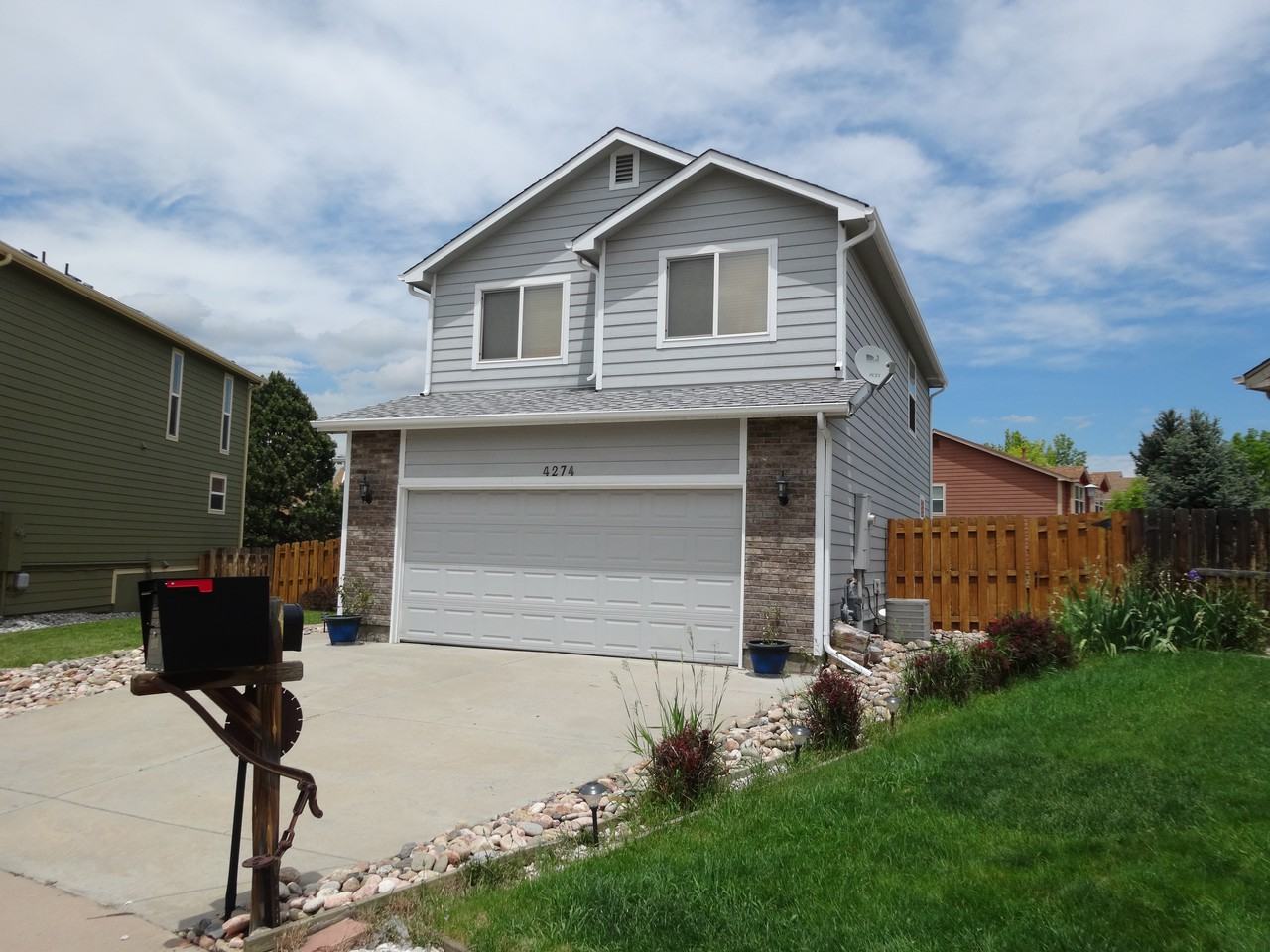 4274 S Braun Ct - Photo 2 of 22