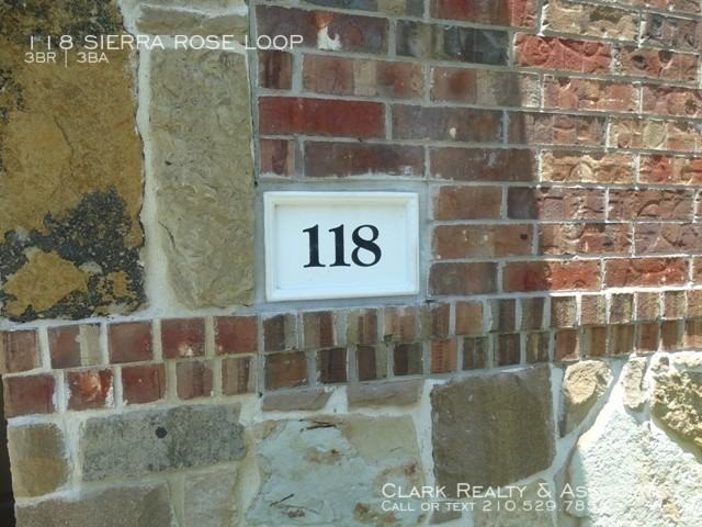 118 Sierra Rose Loop - Photo 2 of 46