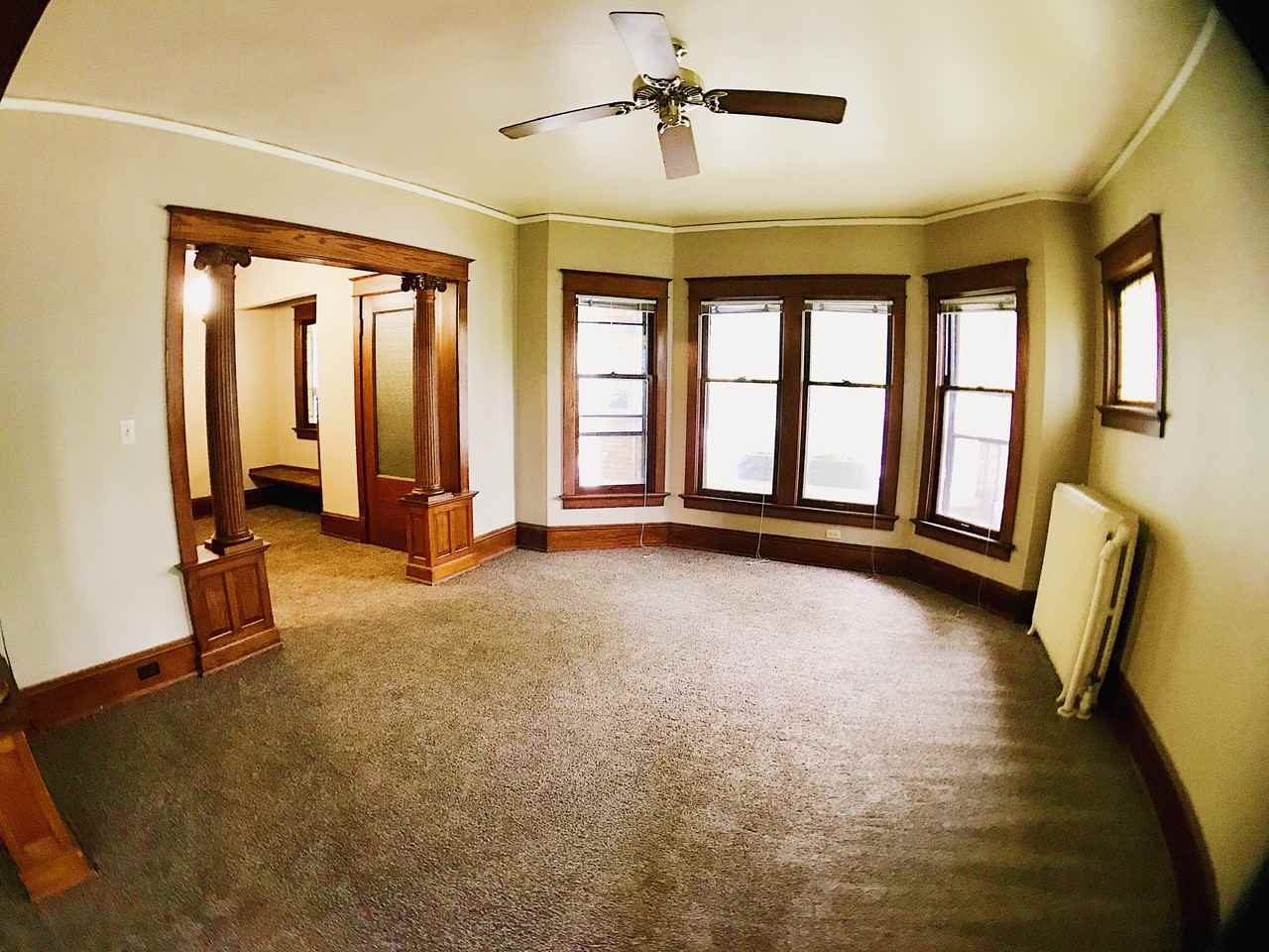 2923 N Newhall St - Photo 3 of 21