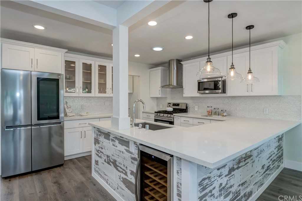 22929 Anza Ave - Photo 2 of 41