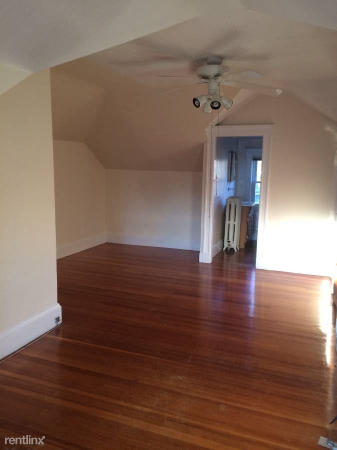 877 Commonwealth Ave - Photo 3 of 13