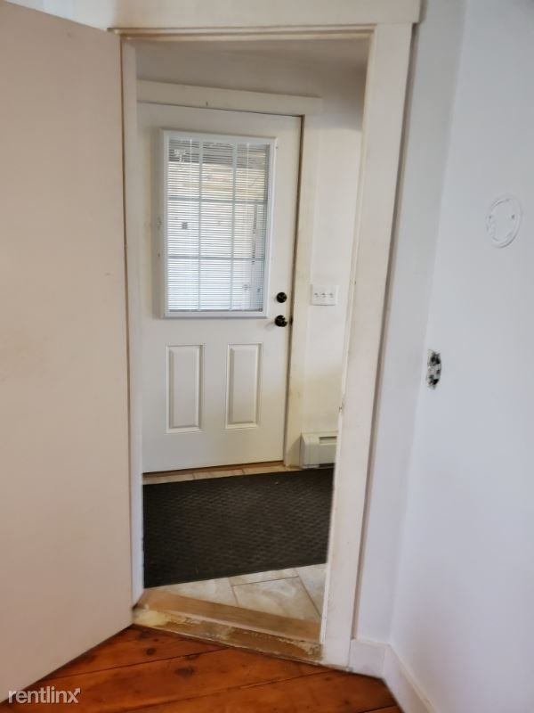 39 Middle Rd - Photo 3 of 22