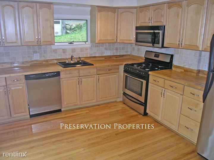 11 Pennsylvania Ave - Photo 2 of 5