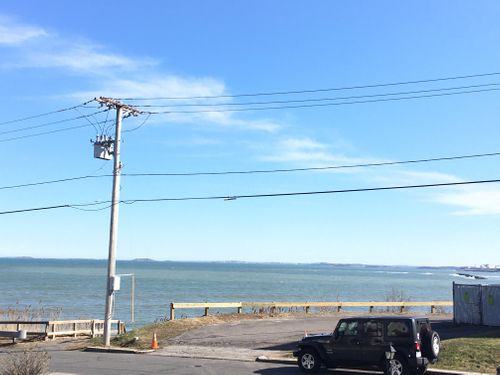 141 Grovers Ave - Photo 2 of 8