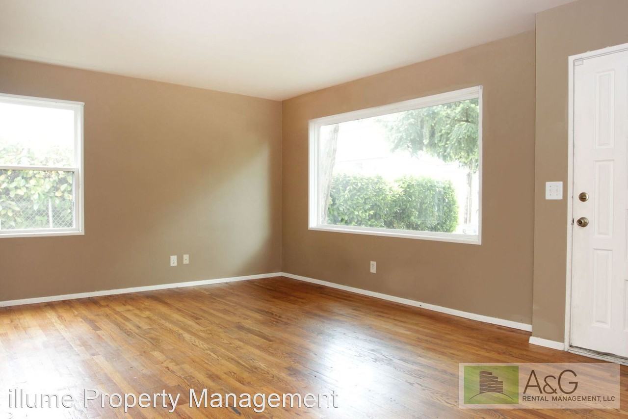 6039 Se Harold St - Photo 3 of 17