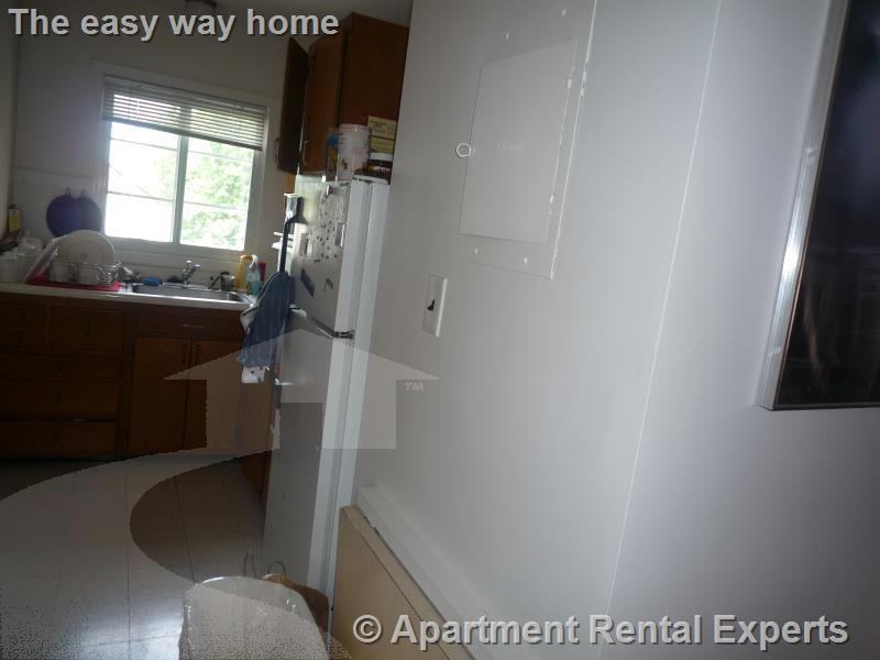 219 Massachusetts Ave #4 - Photo 4 of 9