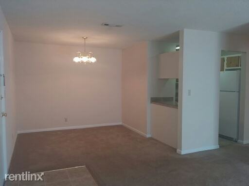 927 Honeysuckle Road - Photo 3 of 11