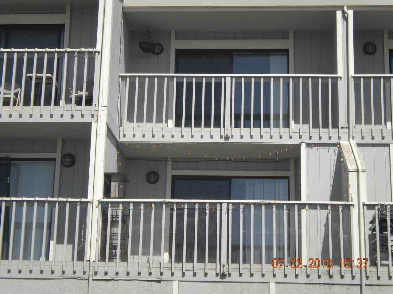 435 Willow Ave - Photo 2 of 6