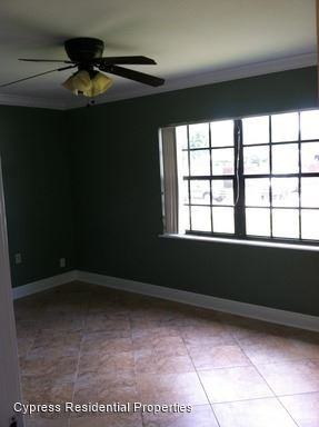 2105 W Dallas Ave - Photo 2 of 9