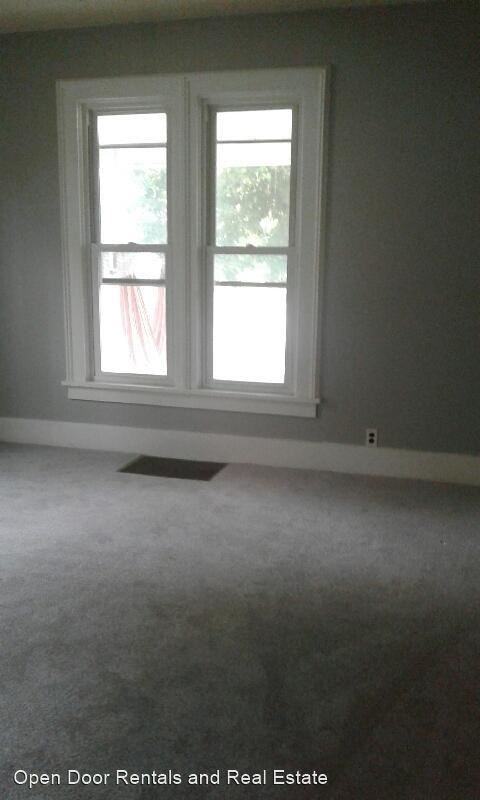 122 S Grant St - Photo 2 of 14
