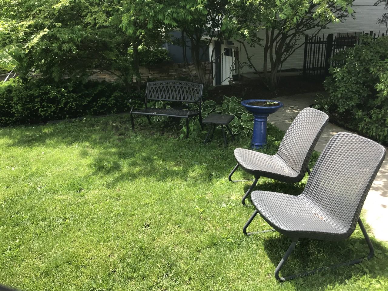 2728 Ewing Ave S - Photo 2 of 36