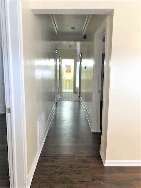 310 Randolph St - Photo 5 of 18