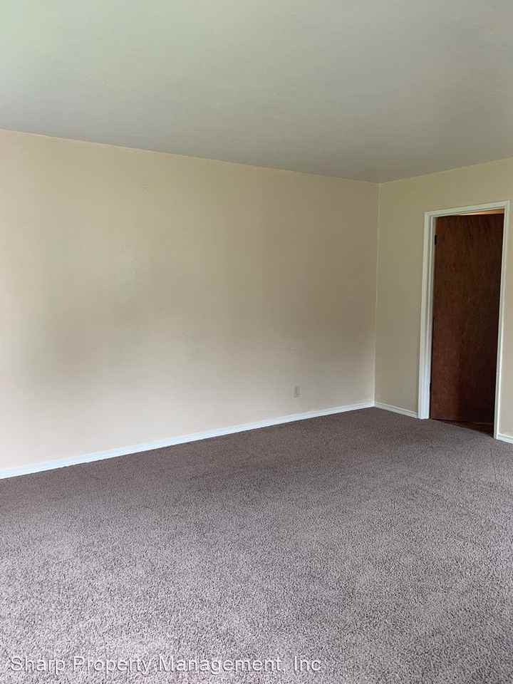 1408 N Pacific Ave - Photo 2 of 9