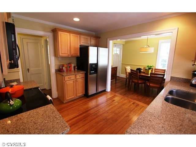 3905 Floyd Ave - Photo 2 of 13