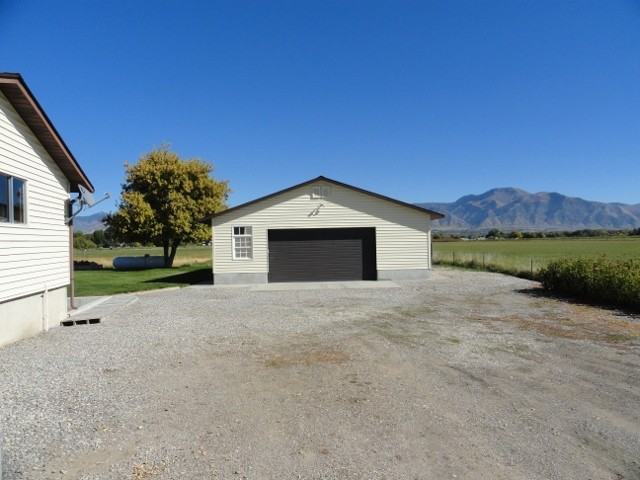 870 Young Ward Rd - Photo 2 of 19