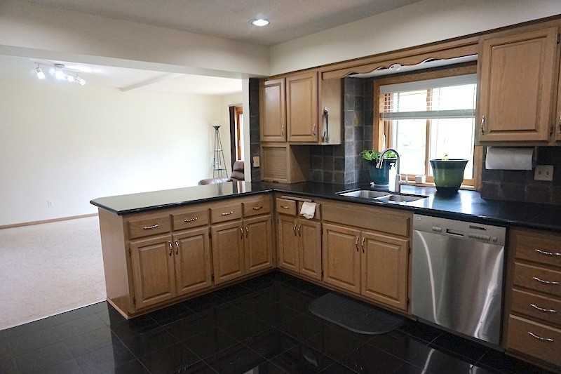 4665 Orchid Ln N - Photo 2 of 21