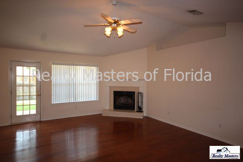 5029 Lantana Dr - Photo 2 of 20