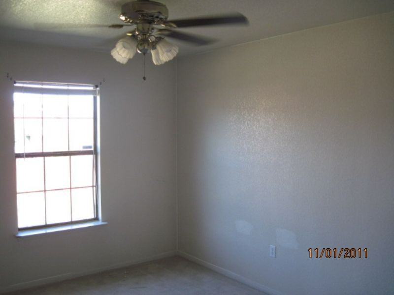 1506 Creek St - Photo 6 of 50