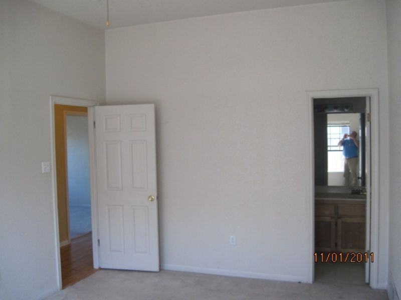 1506 Creek St - Photo 7 of 50