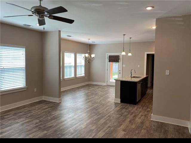1852 Labarre St - Photo 3 of 13