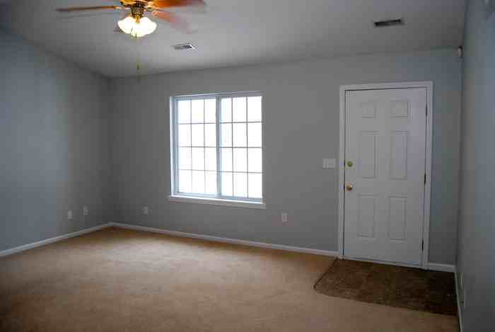 24956 Talladega Rd - Photo 3 of 35