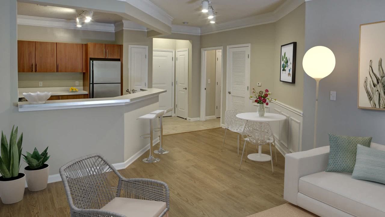 Westchester Rockville Station - Photo 4 of 44