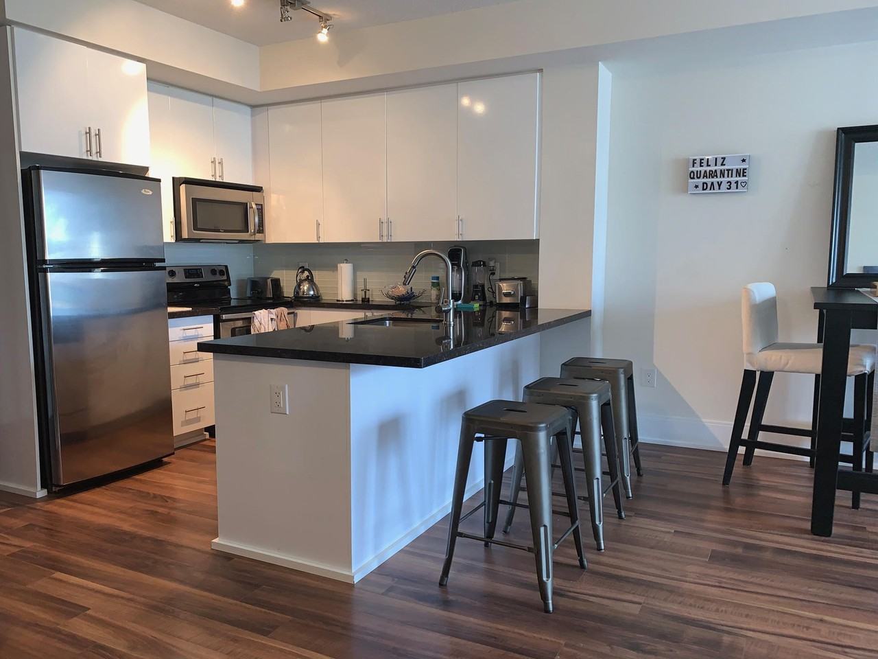 560 Front Street West #723 - Photo 2 of 7