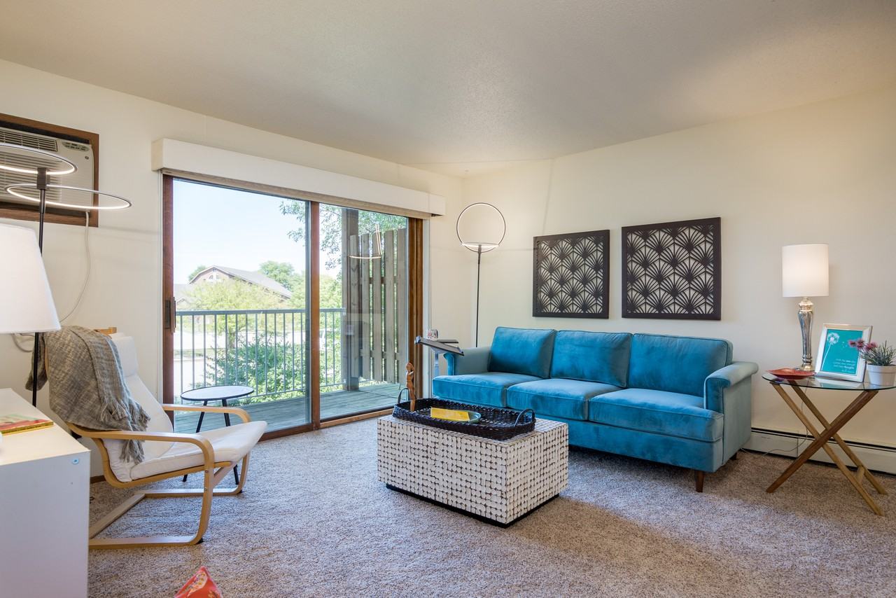 Gateway Hills Apartments - Photo 2 of 9