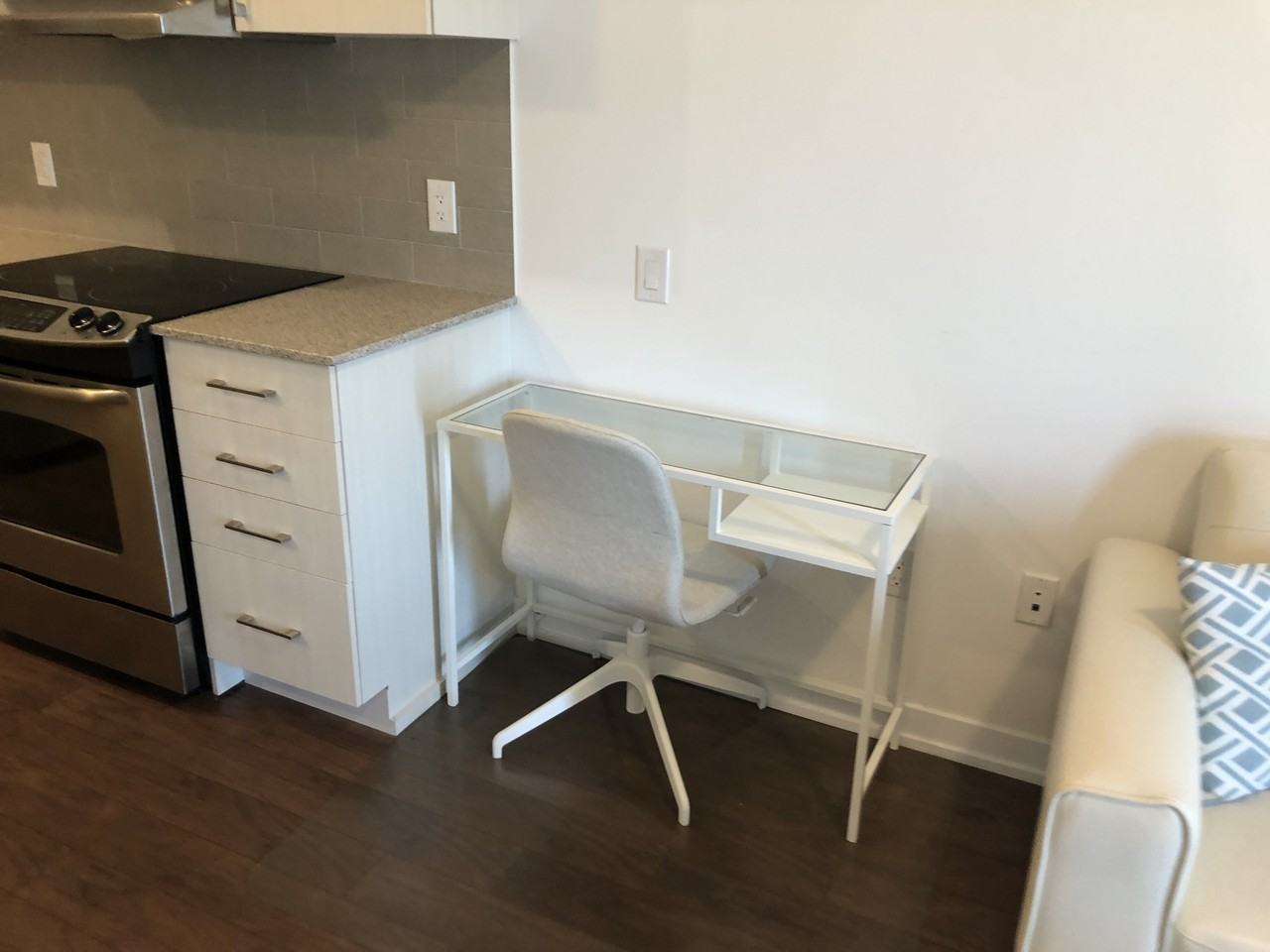 2560 Eglinton Avenue West #1306 - Photo 5 of 15