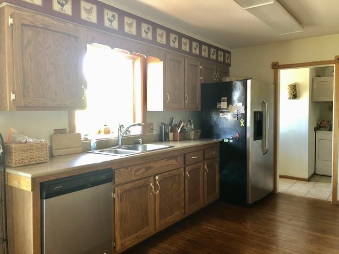 6921 Ridge Valley Ct - Photo 3 of 16