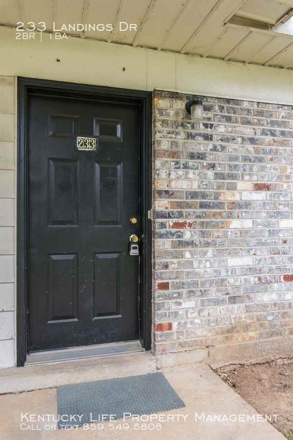 233 Landings Dr - Photo 2 of 16