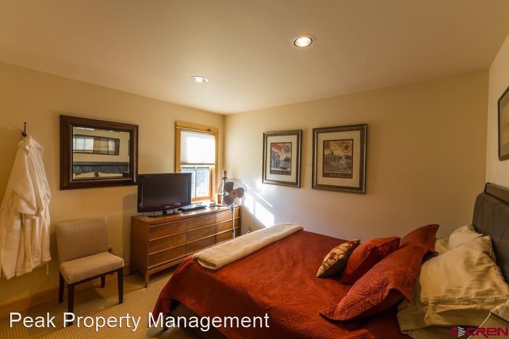 327 Escalante St - Photo 3 of 16