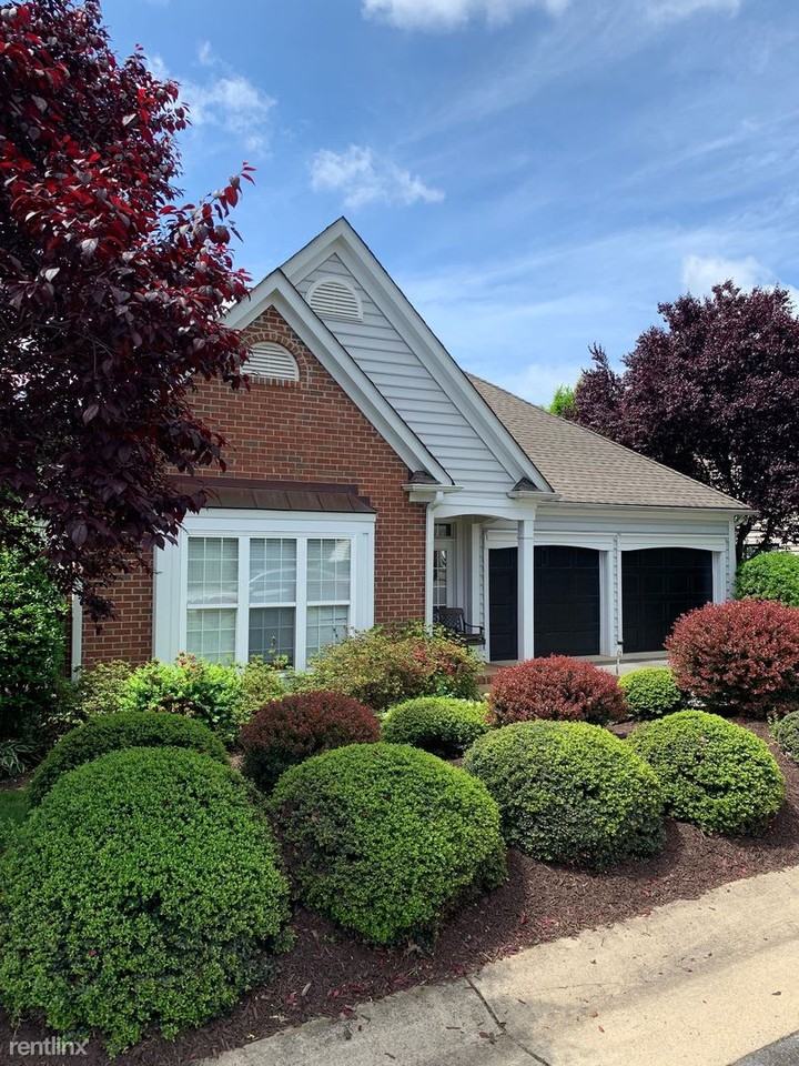 1211 Courtyard Dr - Photo 2 of 42