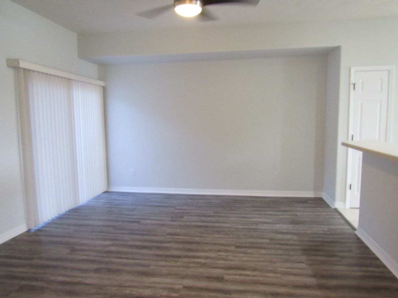 240 N Airport Rd - Photo 7 of 16