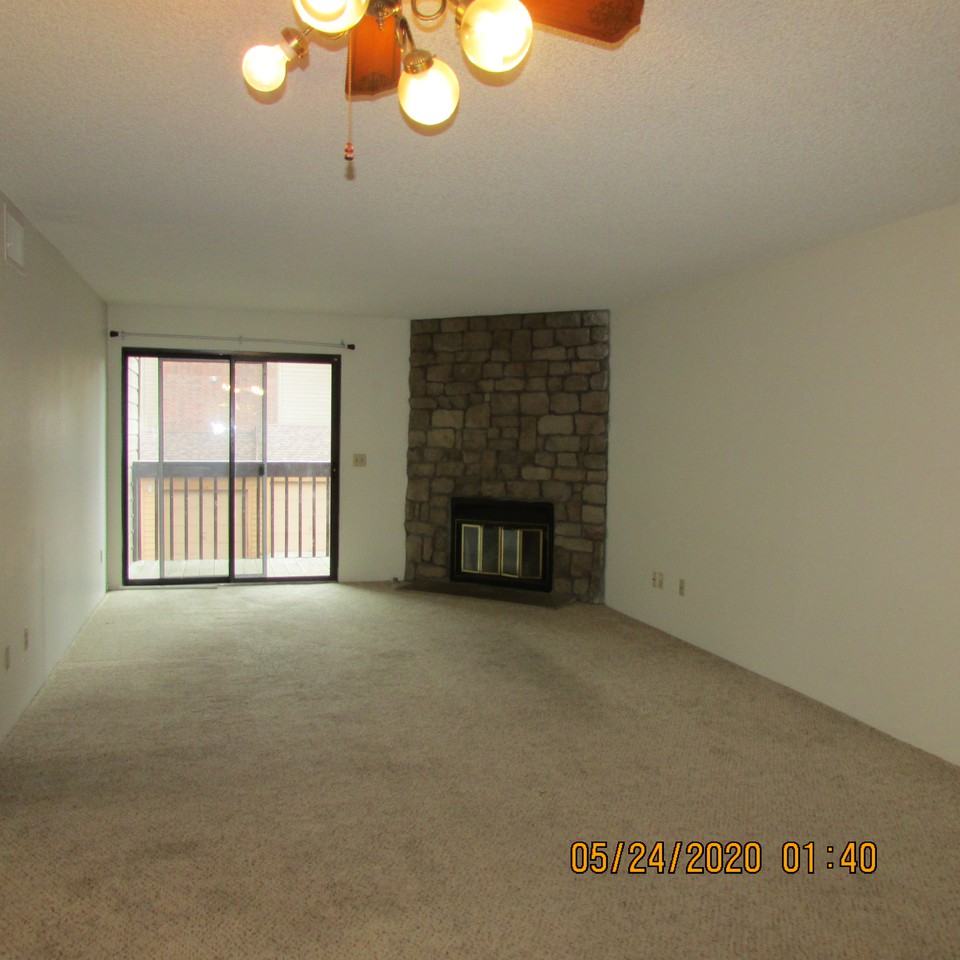 420 Wright Street - Photo 6 of 21