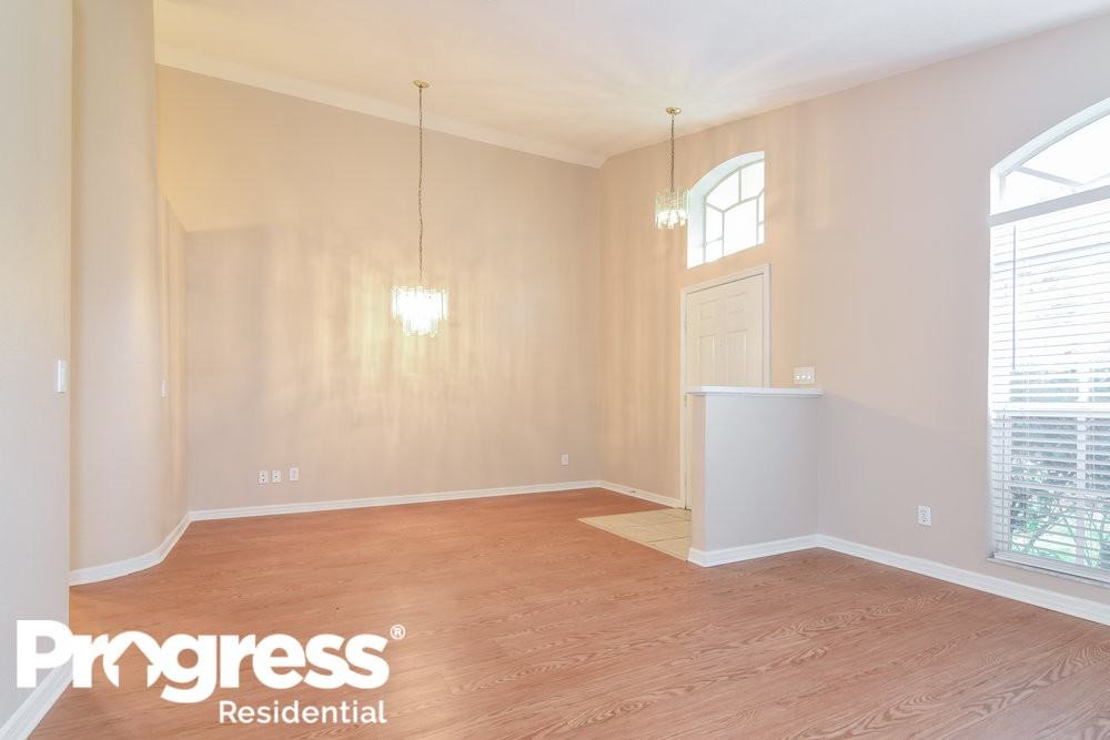 212 Chardonnay Pl - Photo 3 of 16